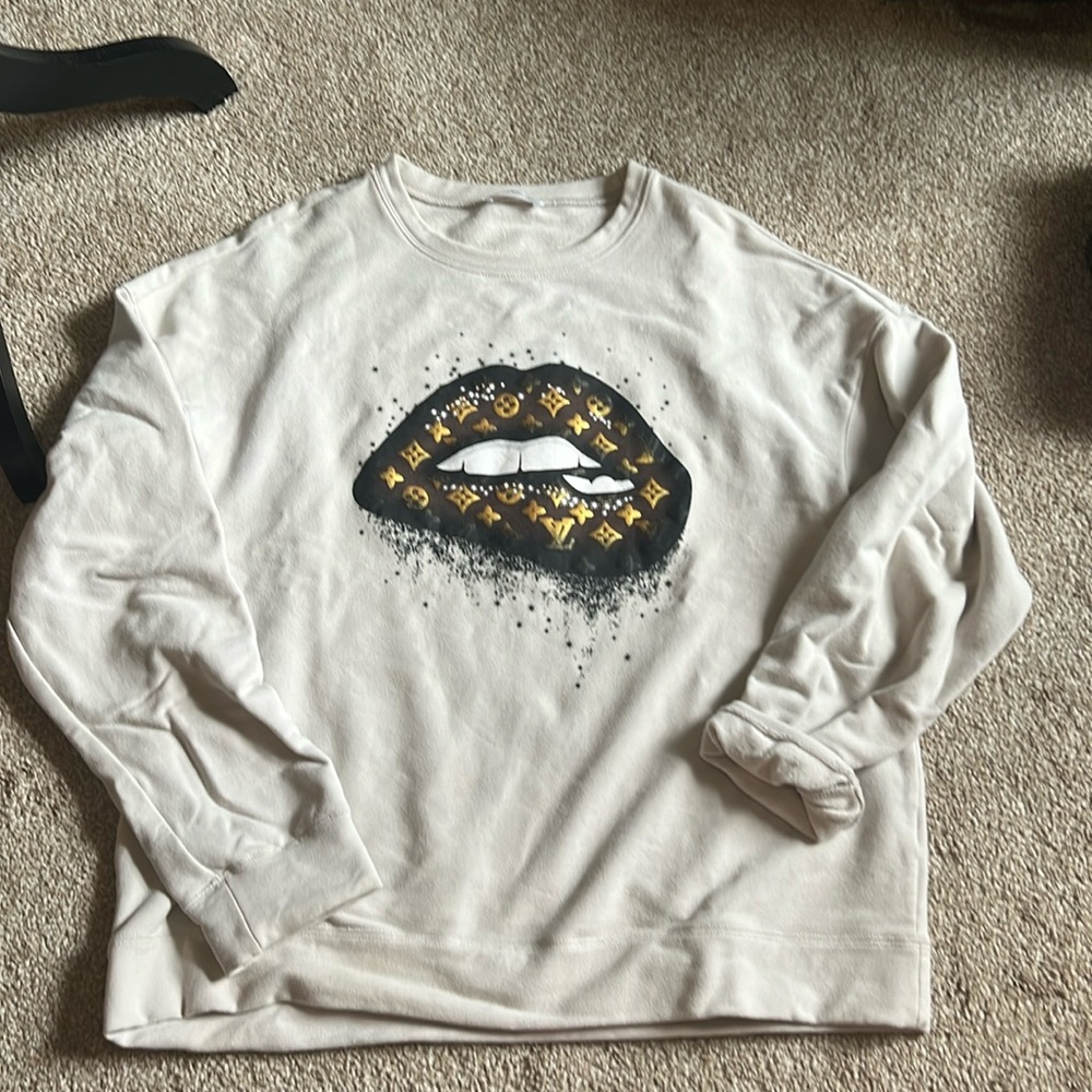 Cute sweatshirt